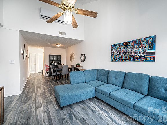 5th image of 1050 21st Ave NW APT 60