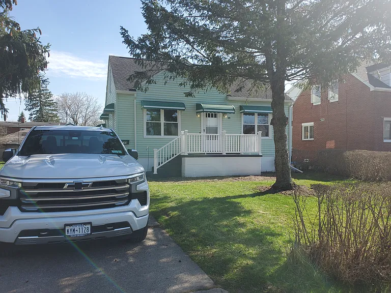 149 Fernald Ave — Photo 2