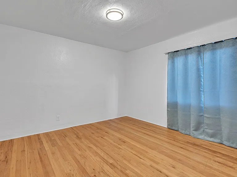 233 Solano Dr NE #1 — Photo 10