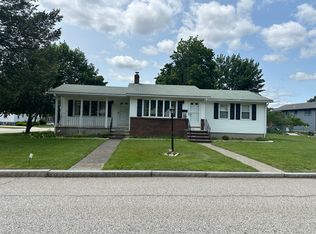 21 Netop Dr, Providence, RI 02907