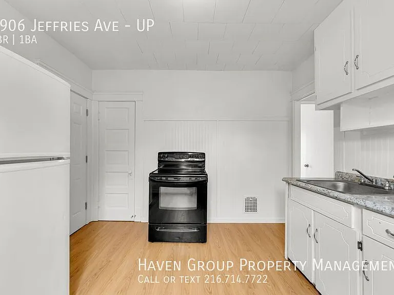 8906 Jeffries Ave #UP — Photo 11