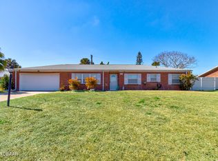 888 W Coquina Dr, Daytona Beach, FL 32117