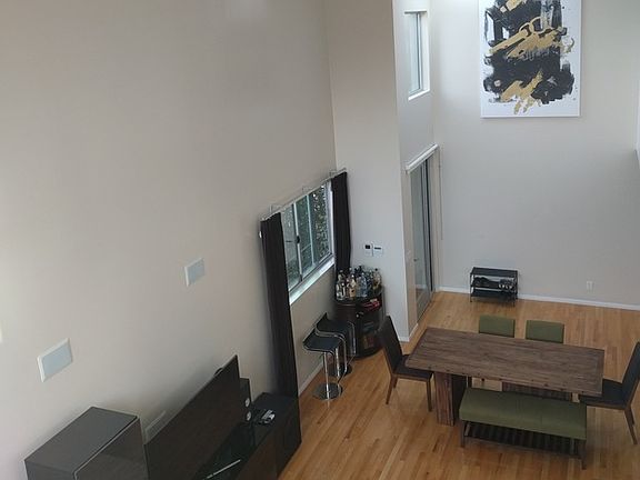 5th image of 511 1/2 San Juan Ave