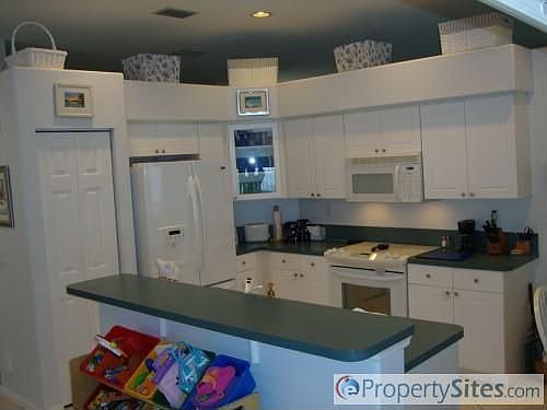 3rd image of 5946 Las Colinas Cir