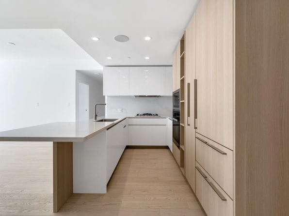 3 bedroom rental in Richmond — photo 3