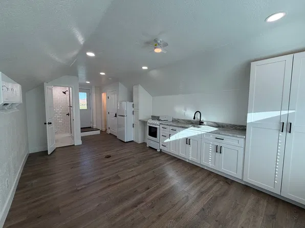 1350 S 325 W APT B, Hurricane, UT 84737