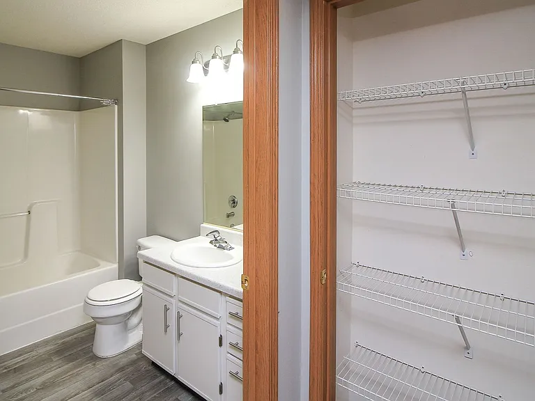 Pinehurst Apartments - New Leasing Incentives! — Photo 12