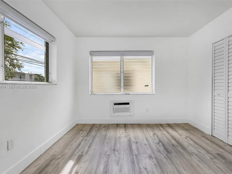 2250 Bay Dr #7 — Photo 18