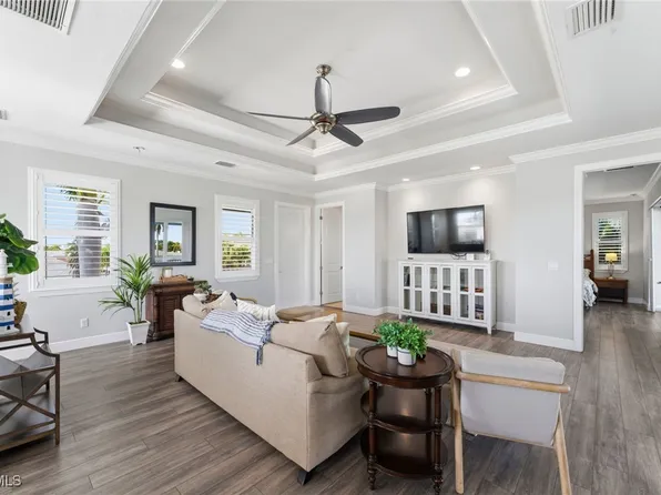 12304 Boat Shell Dr, Matlacha Isles, FL 33991