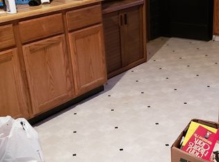 31702 Highline Dr, Warsaw, MO 65355