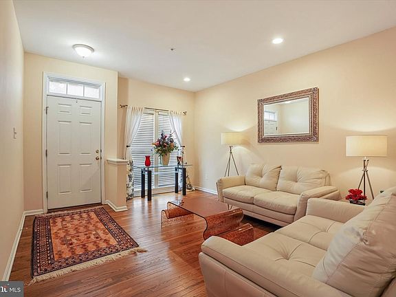 2nd image of 2651 Crabapple Cir