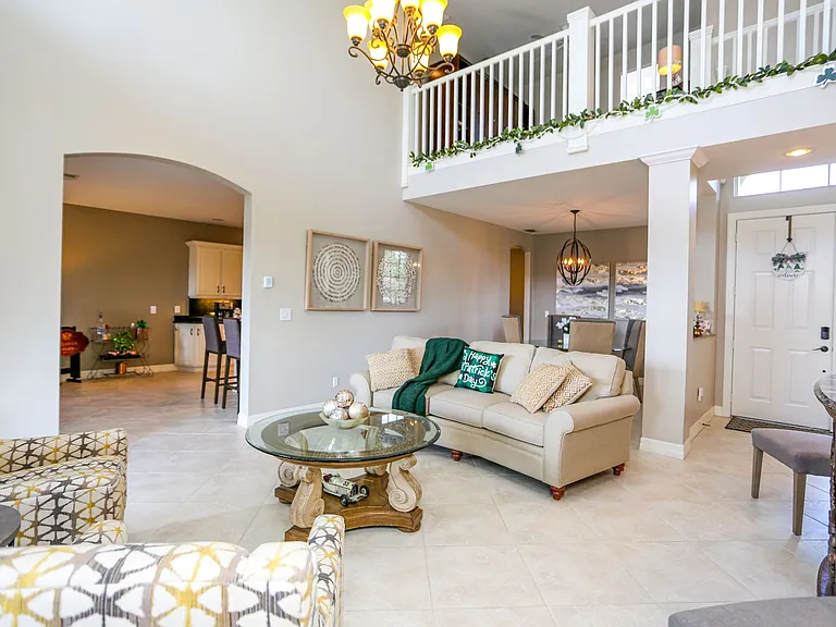 5945 Paradise Cir — Photo 32