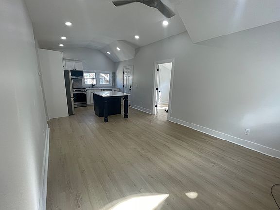 4th image of 26 Walnut Pkwy Floor 3