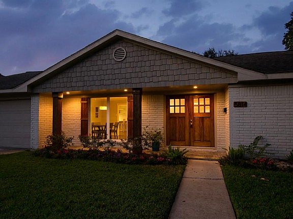 5th image of 5814 Arboles Dr