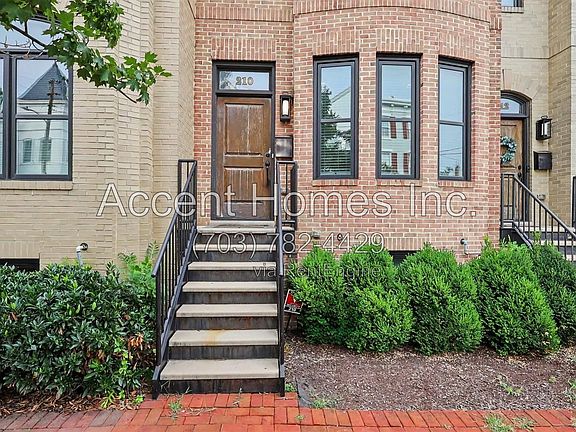 4th image of 210 S Patrick St