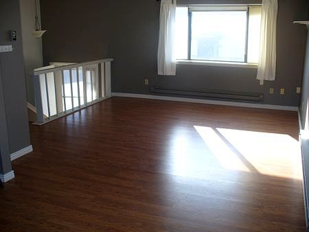 3rd image of 119 Fillmore St #A