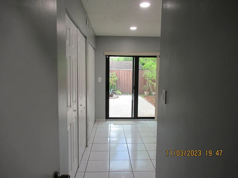 14754 SW 66th St — Photo 4