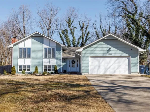 2700 N 8th St, Independence, KS 67301