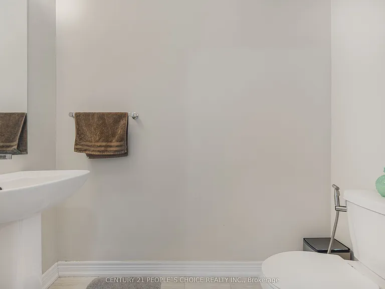10 Birmingham Dr #25 — Photo 24