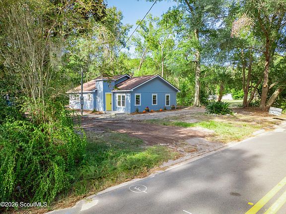 2nd image of 1833 Mount Pleasant Rd