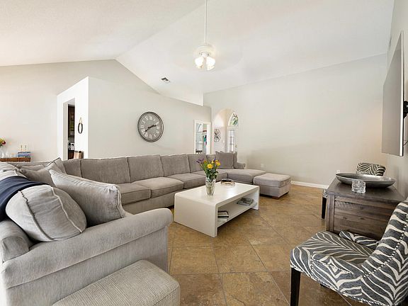 5th image of 2341 Cypress Tree Cir