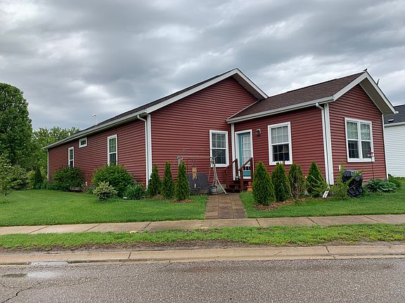 2nd image of 23137 Linden Dr