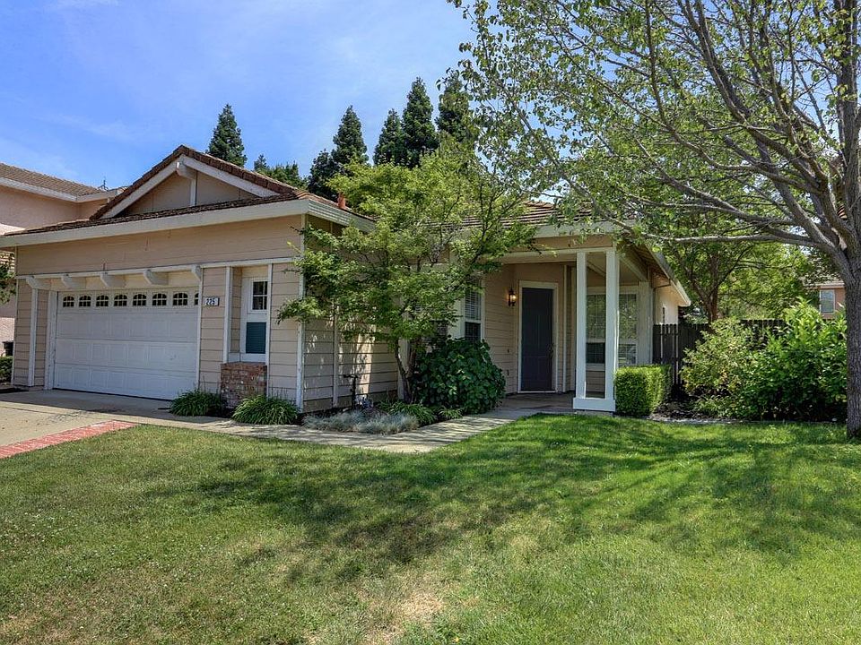 1st image of 225 Skopas Ct