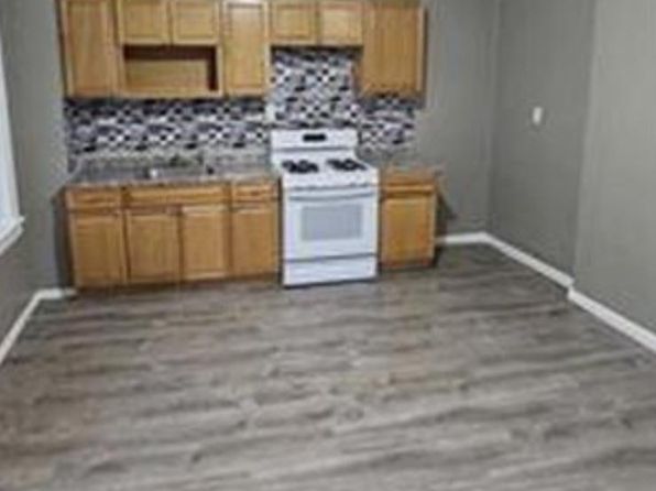 68 Wayne Ave FLOOR 2