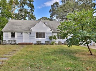 225 Delaware Ave, Oakhurst, NJ 07755