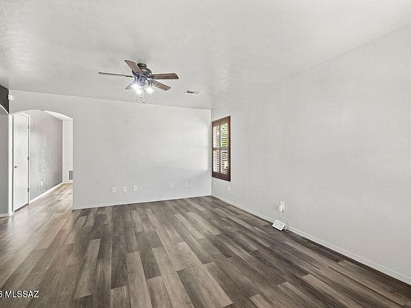 5th image of 6812 S Cottontail Run Ave