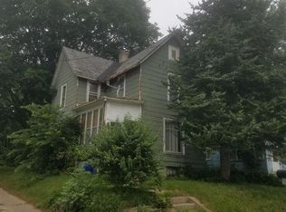 816 S Ottawa Ave, Freeport, IL 61032