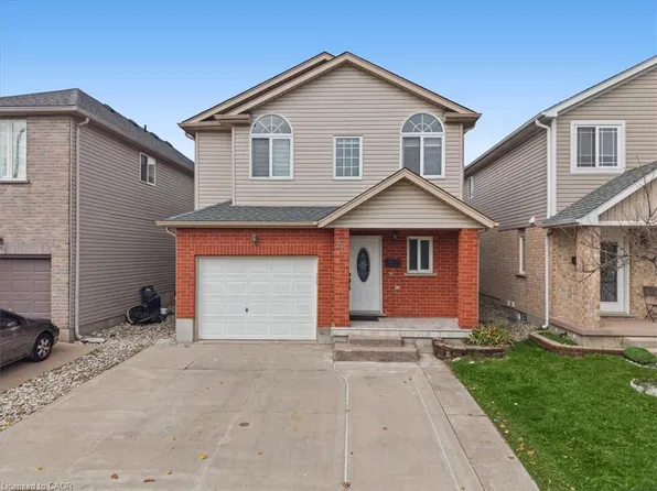 22 Indigo St, Kitchener, ON N2E 4E8