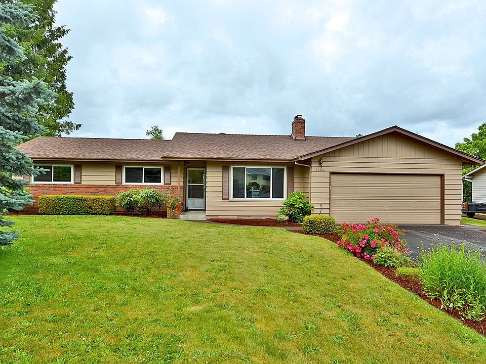 For Sale: 12275 SE Menser Ct, Damascus, OR 97089