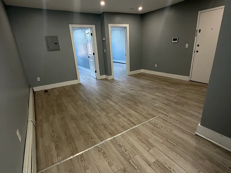 28 Dales Ave #3 — Photo 2