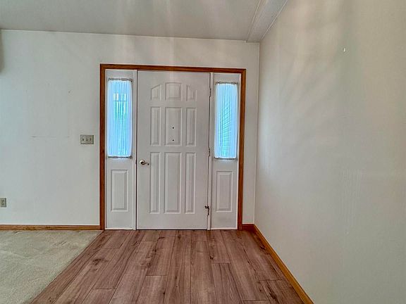 2nd image of 123 Pam Ln