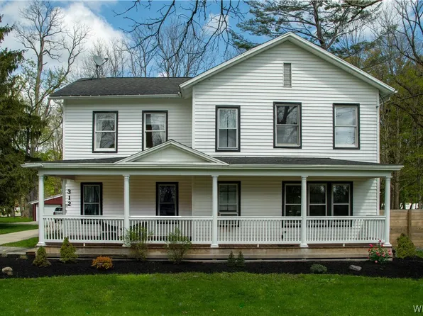 312 Center St, East Aurora, NY 14052