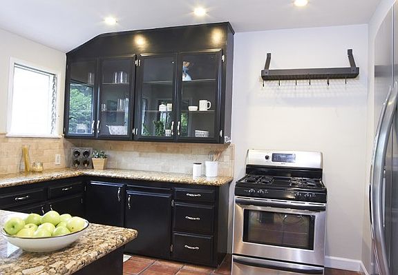 5th image of 1095 N Vinedo Ave