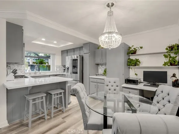 3537 W Greentree Cir Unit A, Anaheim, CA 92804