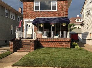218 Beach 131 St, Rockaway Park, NY 11694
