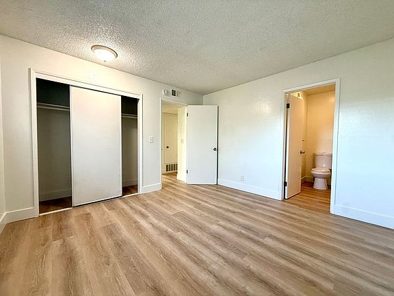 4th image of 3680 Cape Cod Ct #3681