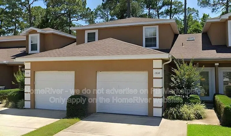 3 bed, 2.0 bath, 1433 sqft, $1,995 — Photo 2