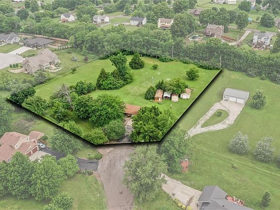 4th image of 18345 Nottingham Ct