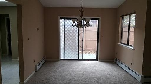 5th image of 37 Whittney Ct
