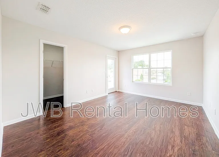 4646 Lenox Ave — Photo 4