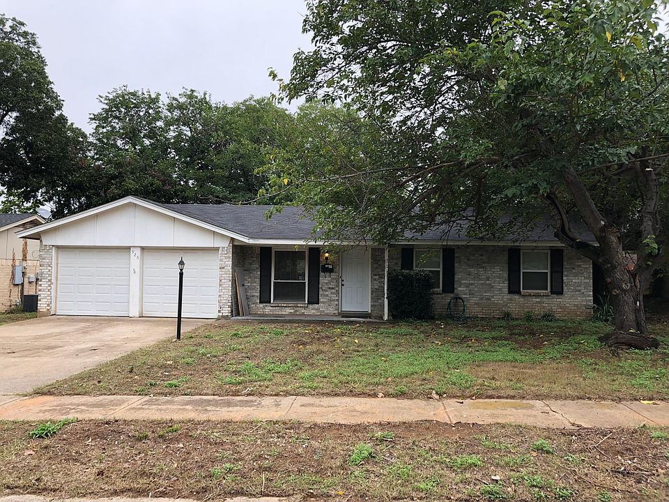 1st image of 926 Lucas Dr