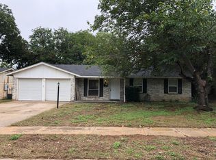 926 Lucas Dr, Grapevine, TX 76051