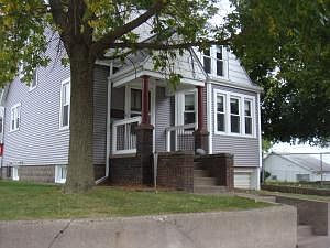 1st image of 417 Chestnut St