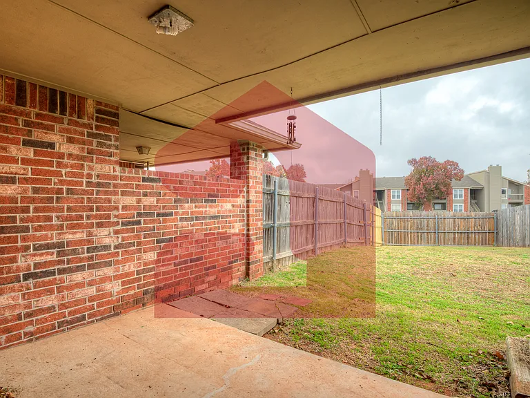 2711 Silvertree Dr — Photo 44