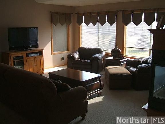 2nd image of 900 Capwood Ave