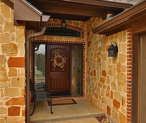 3rd image of 3901 Hill Country Dr